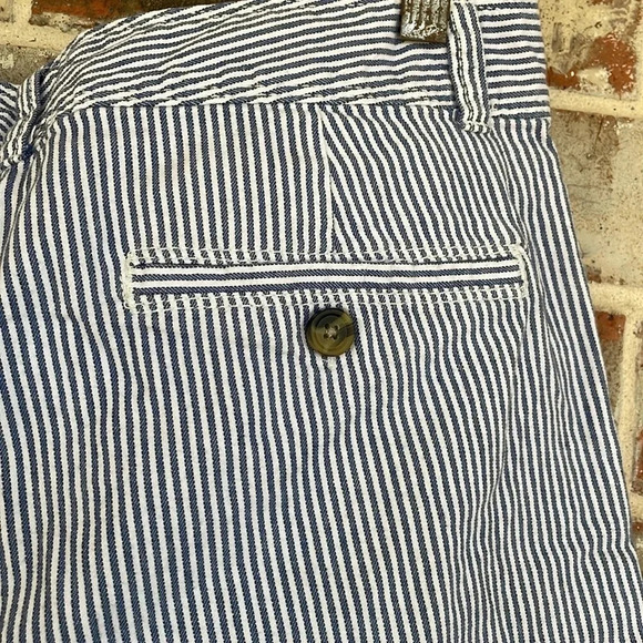 Dockers Blue White Pin Striped Denim Trouser Shorts - Picture 6 of 9